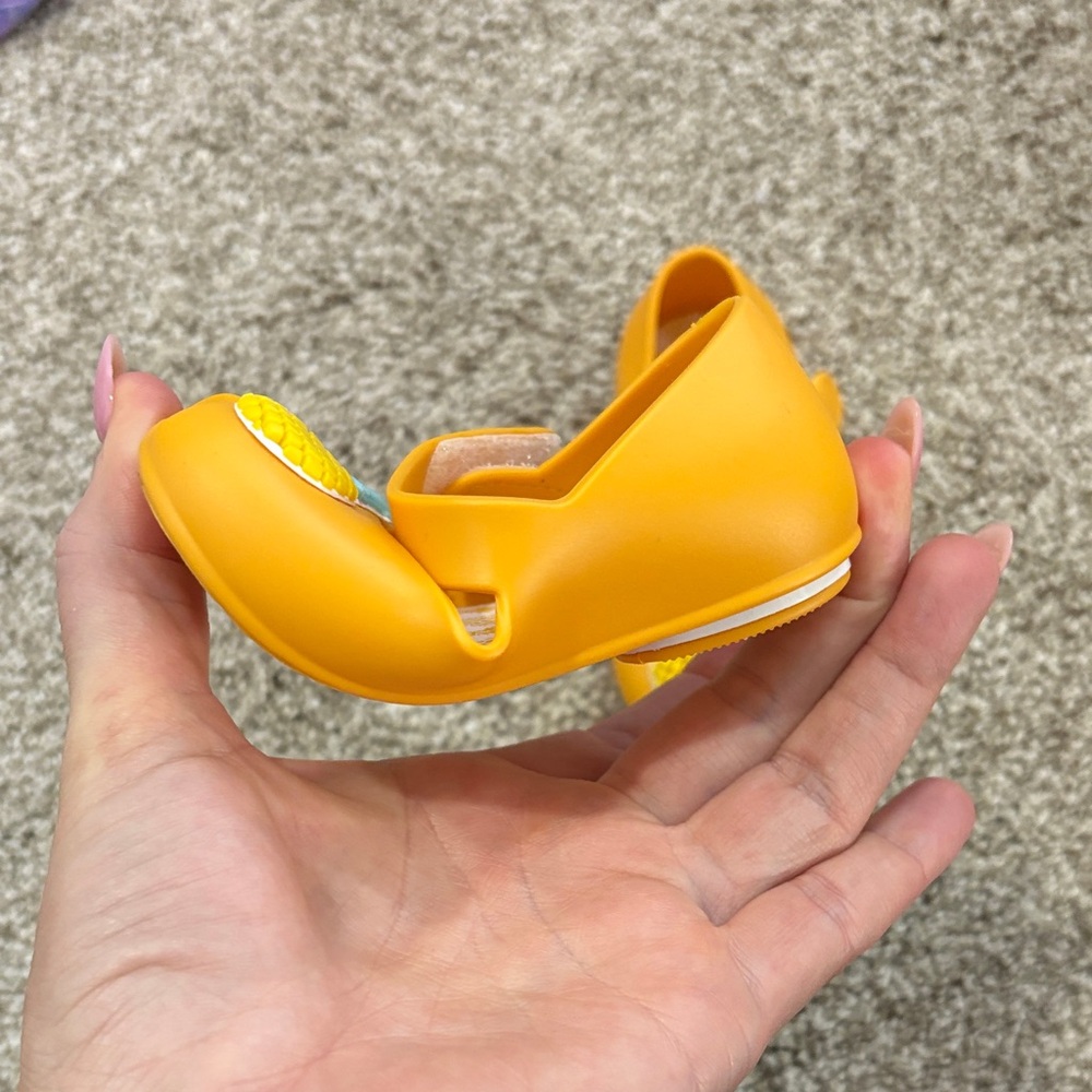 Yellow Pineapple Baby Sandals - Picture 6 of 6